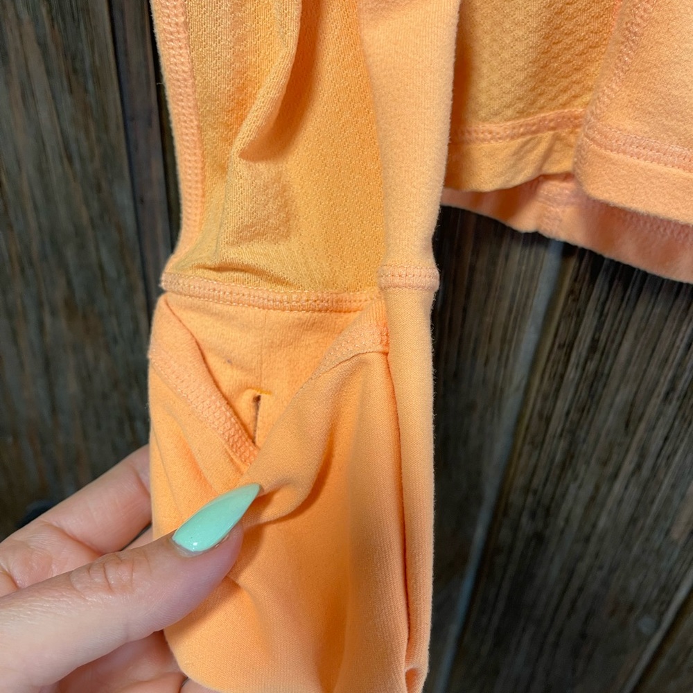 Lululemon Run Pullover - Picture 2 of 7